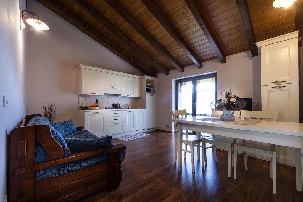 Agriturismo Alla Poncia Gravedona Bagian luar foto