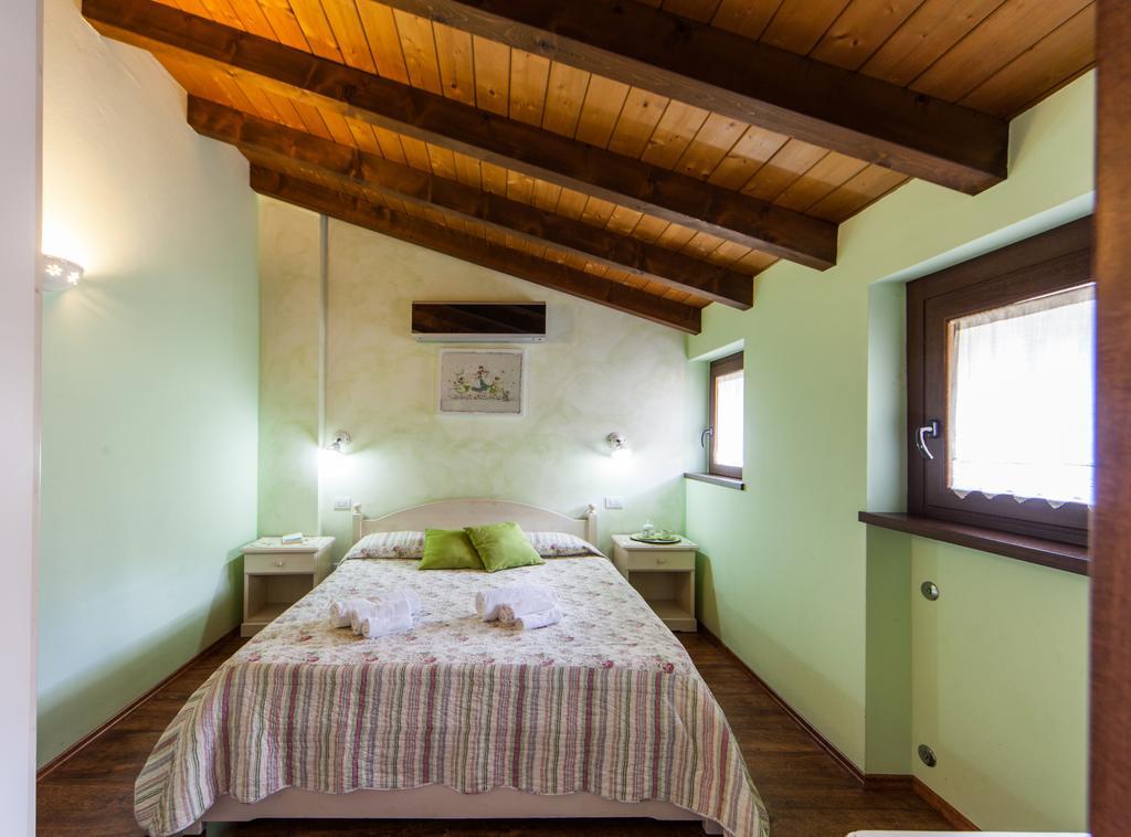 Agriturismo Alla Poncia Gravedona Bagian luar foto